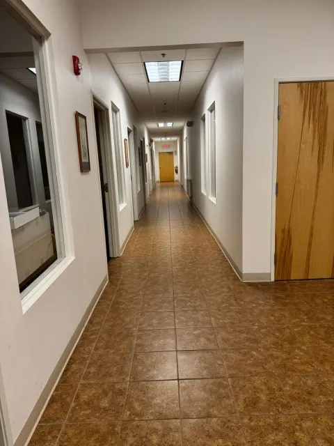 work photo from commercialhomecleaning.com