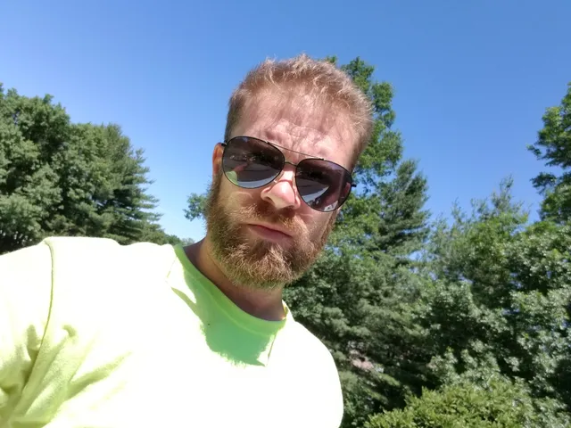 The Handsome Handyman place picture