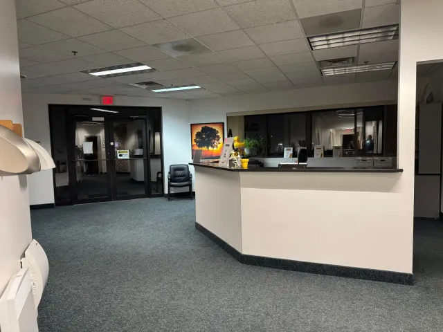 work photo from commercialhomecleaning.com