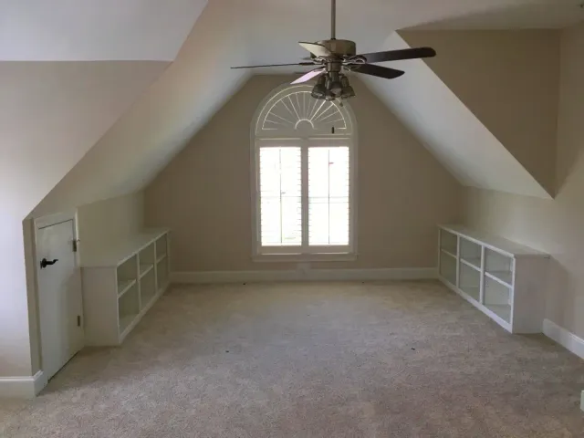 Deplok Painting specializes in exceptional interior painting projects. We have years of experience contracting to paint residential properties.