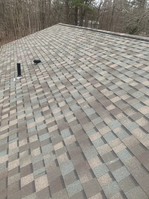 work photo from newenglandroofingri.com