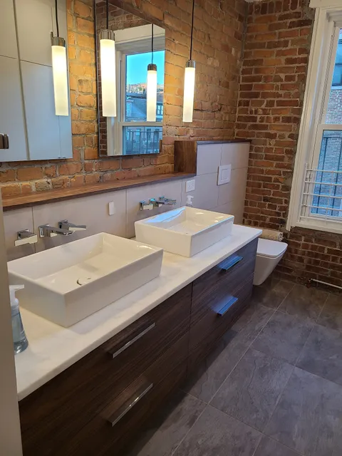 bathroom-remodeling-modern-CwmiZO_v