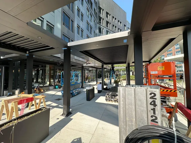 Exterior Dining