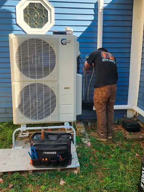 Master Electrician with 10 years