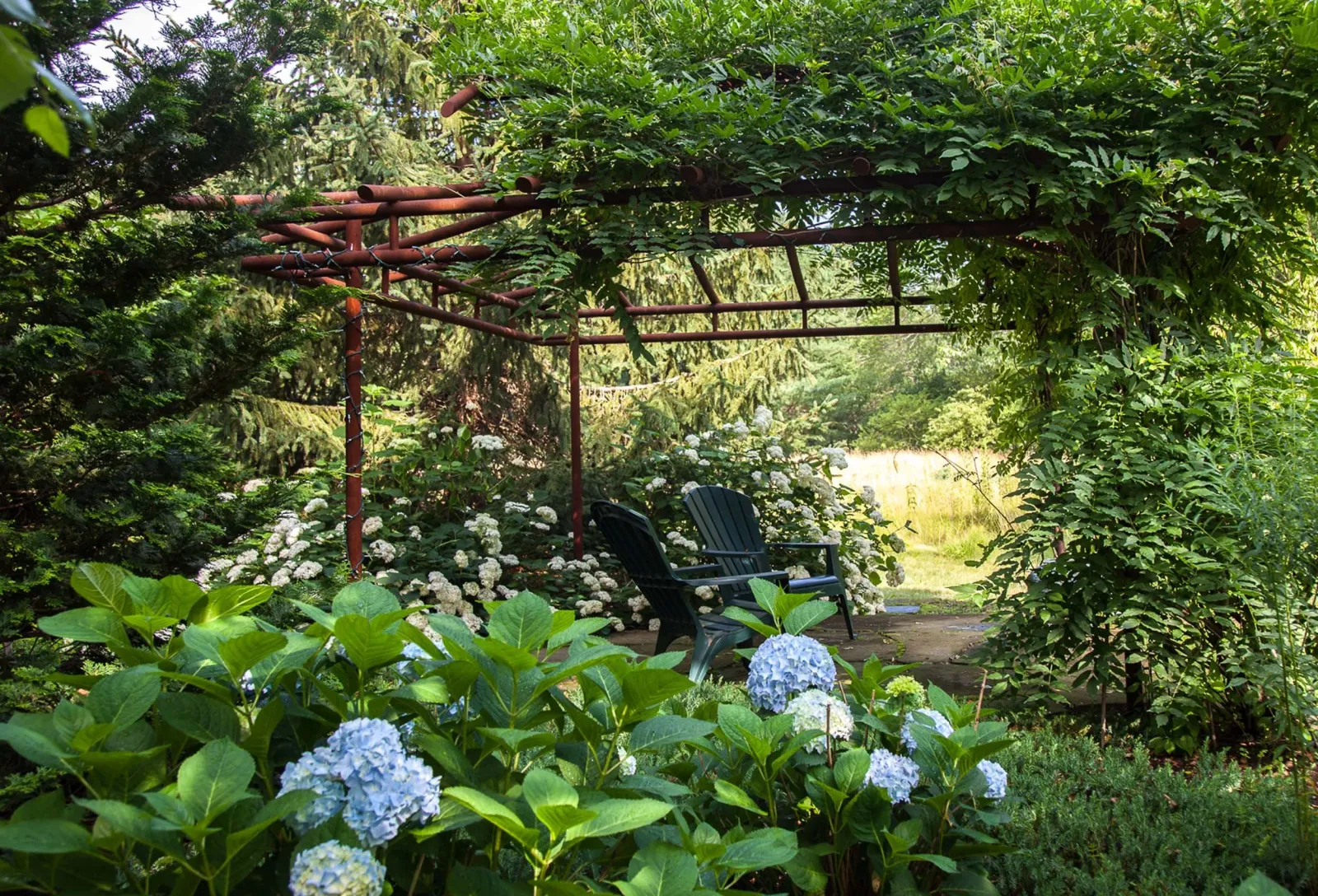 2026_MinglewoodLLC_HomepageSlideshow_Teahouse.jpg