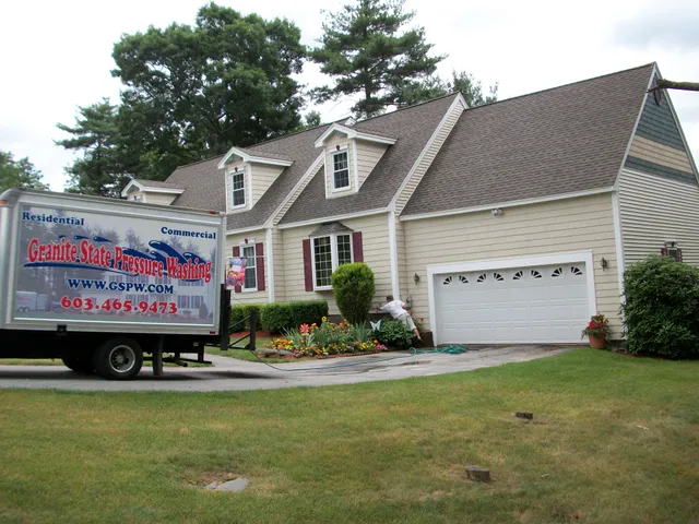 Granite State Pressure Washing work photo