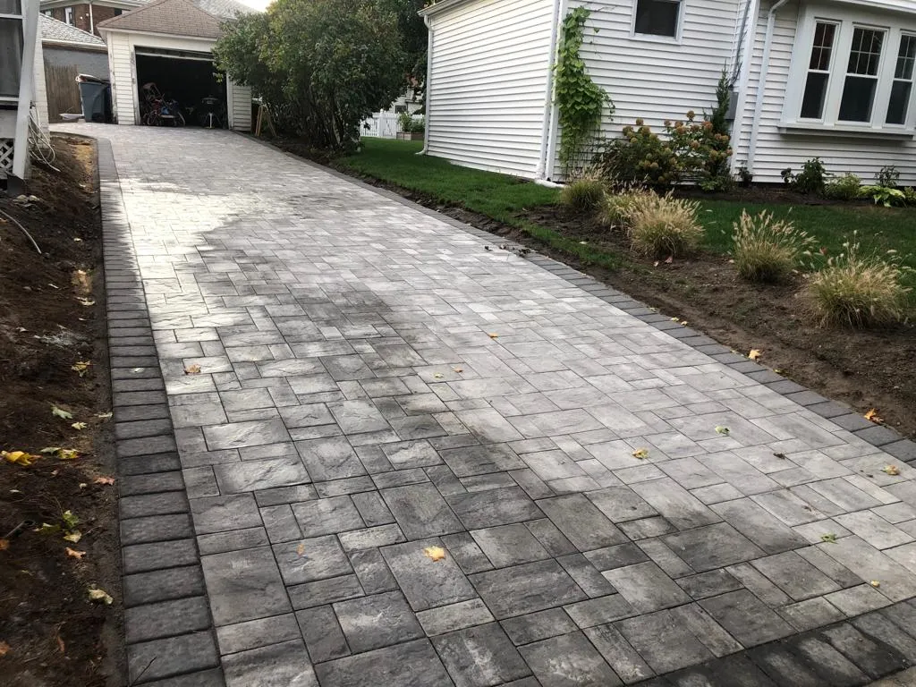 work photo from royalstonelandscapeconstruction.com