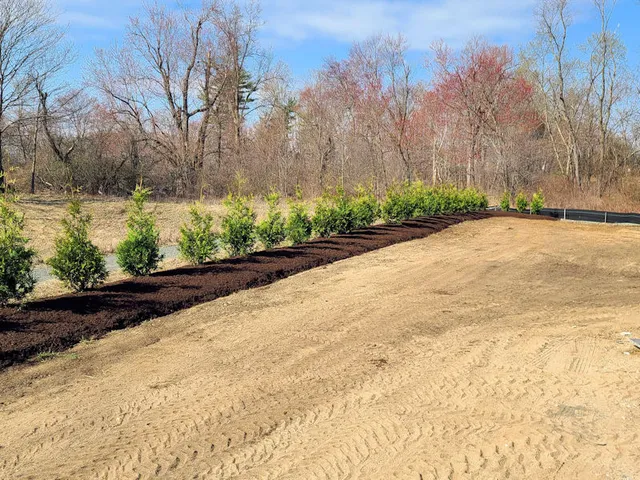 work photo from stonyhilllandscaping.com