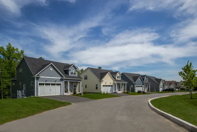 Hollis Hills