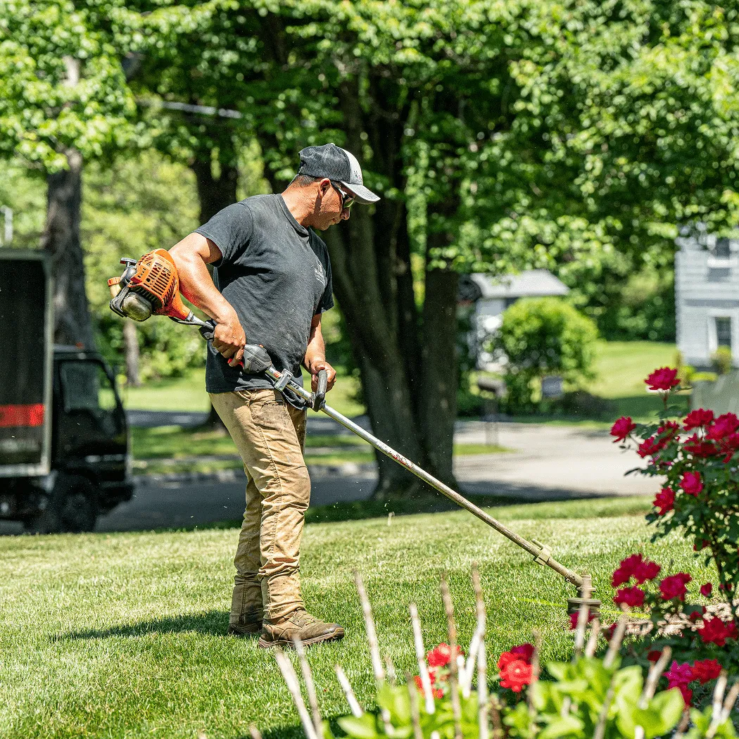 work photo from russelllawnandlandscaping.com