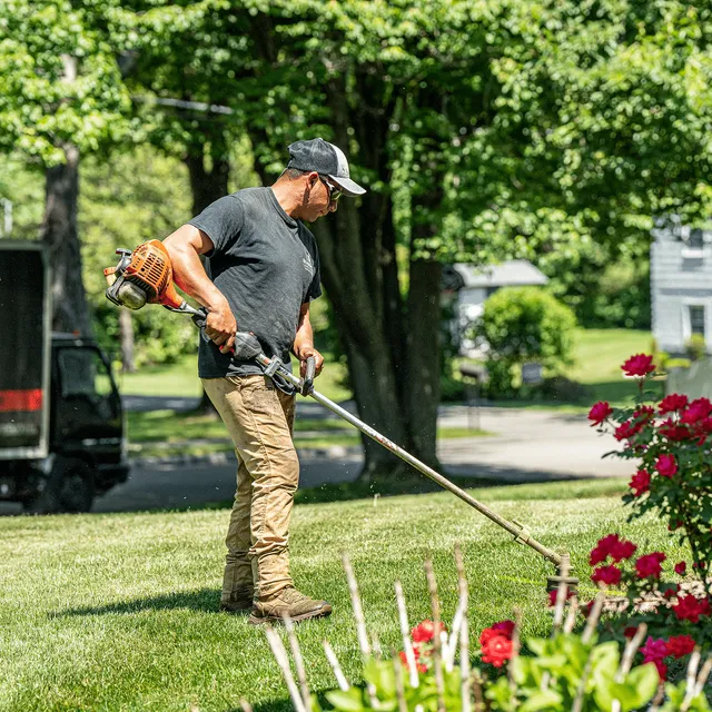 work photo from russelllawnandlandscaping.com