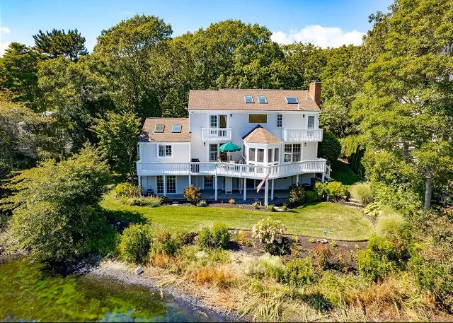 Featured Property 31 Uncatena Road