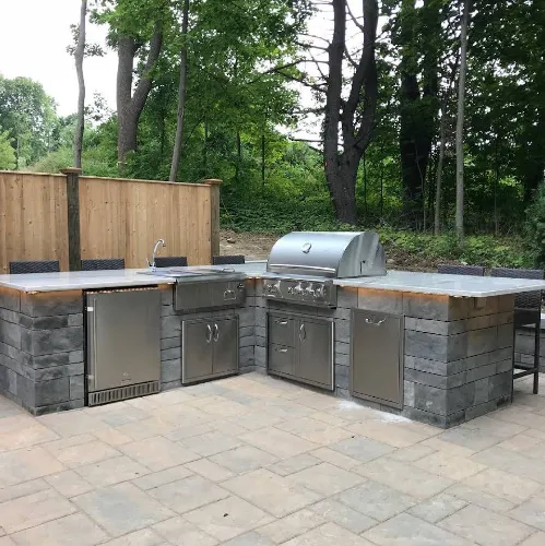 Earthworks Landscaping Company, Inc.