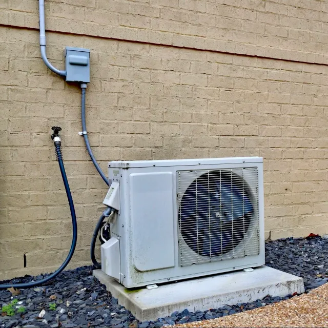 work photo from jakeolectric.com
