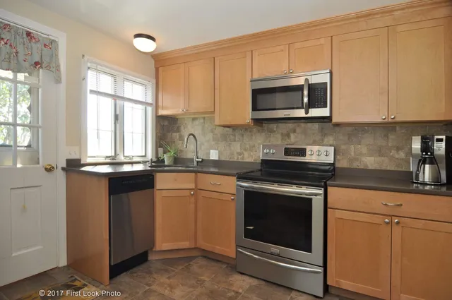 Premier Kitchen & Bath Inc work photo