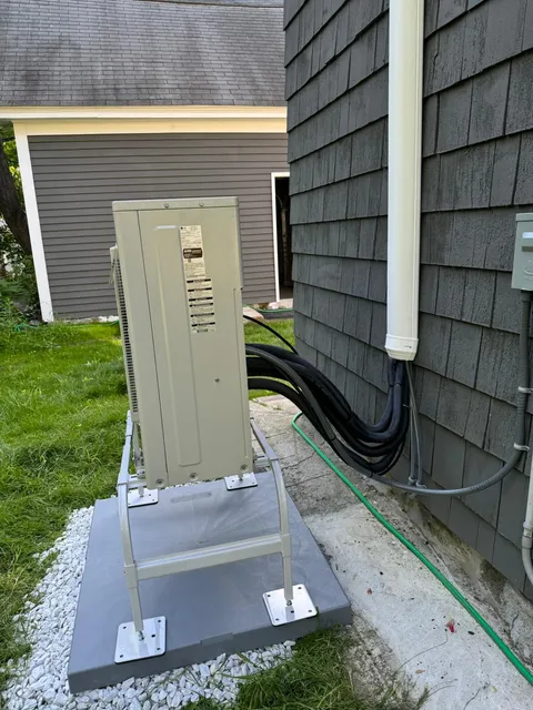 Dual condenser setup for comprehensive residential climate control