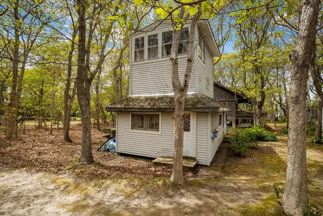 14 Old Colony Ave