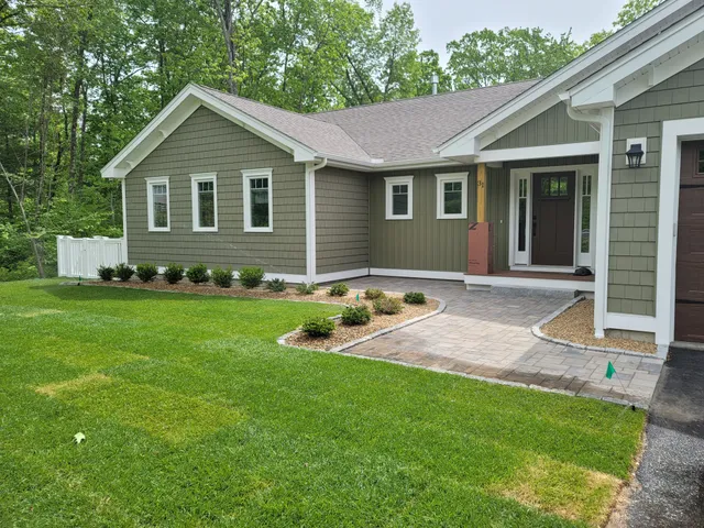 Trimmers Landscaping LLC work photo