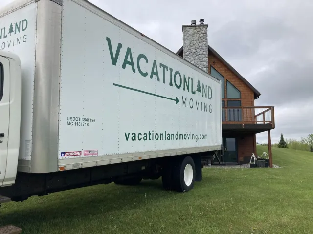 work photo from vacationlandmoving.com
