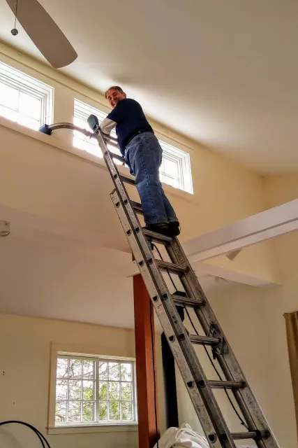 work photo from familywindowcleaning.com