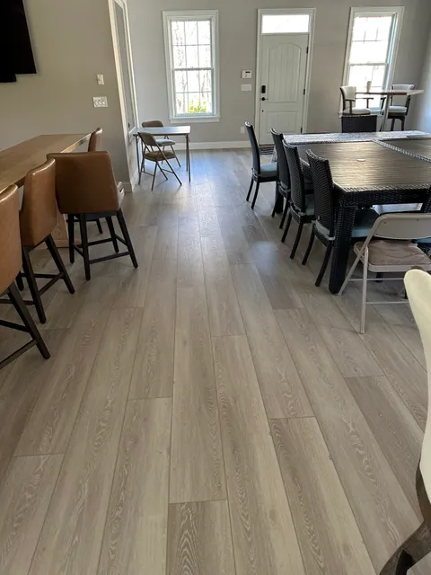 FULL HOUSE FLOORING work photo