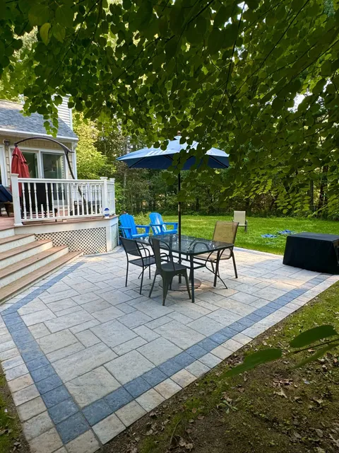 Chelmsford-patio-landscape-border