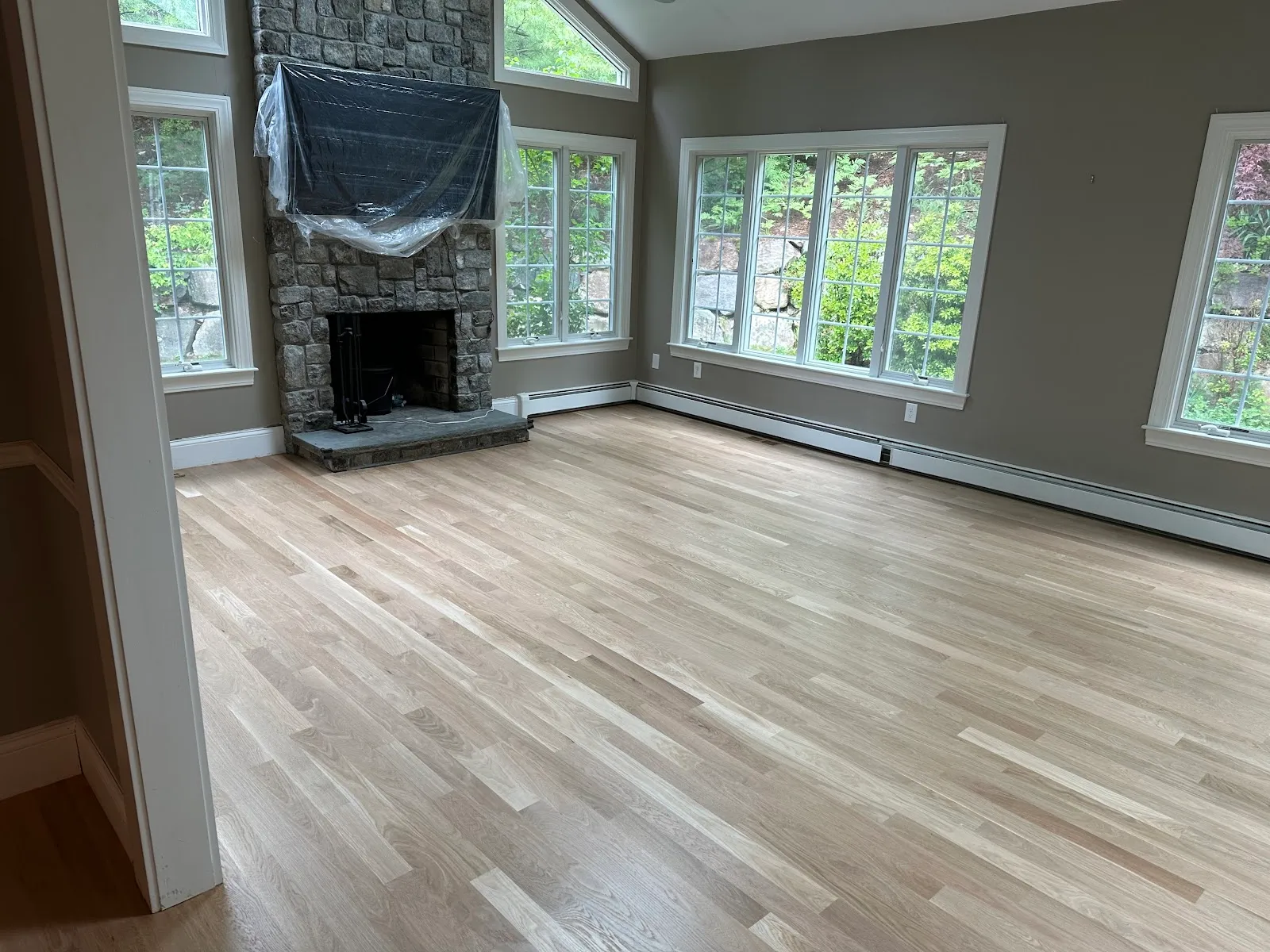4 Seasons Hardwood Floors