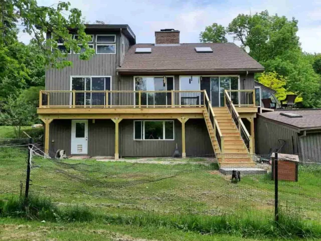work photo from acwoodcontracting.com