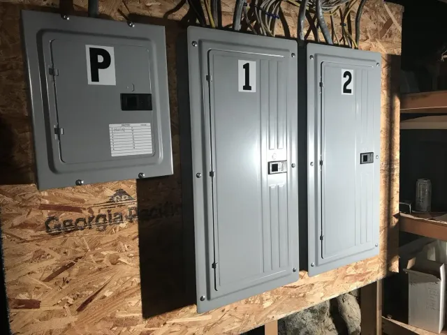work photo from dandradeelectric.com