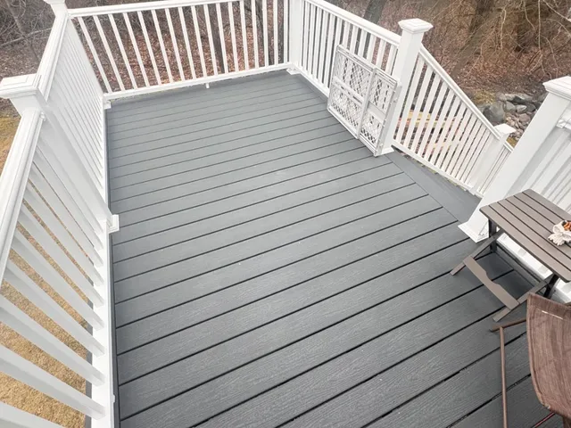 work photo from petersdeckbuilders.com