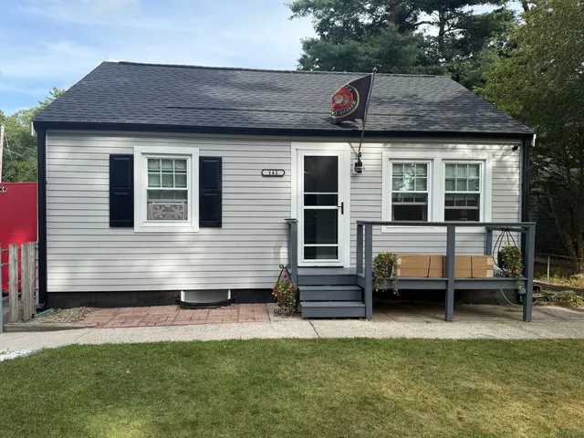Coastal Windows & Exteriors work photo