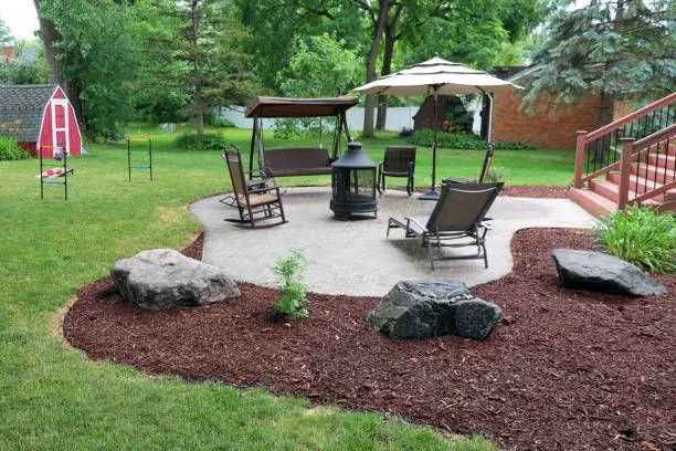 work photo from alvarezlandscapingma.com