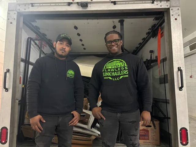 Flawless Junk Haulers LLC work photo
