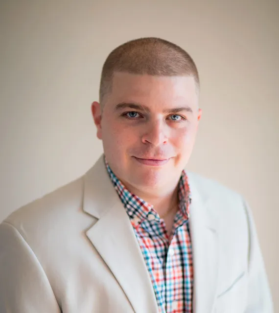 List with Lister Realtor in New Bedford, MA work photo