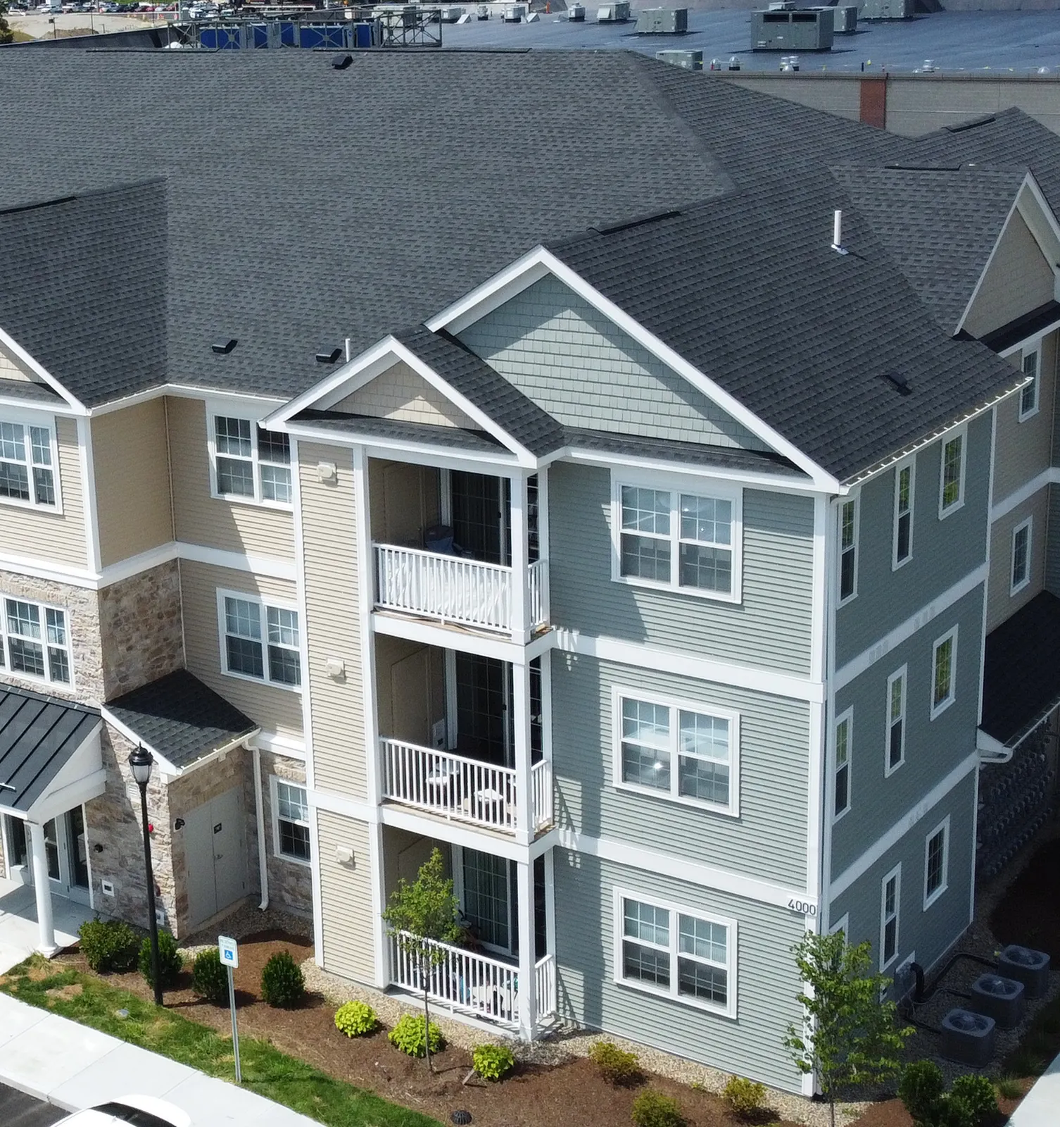 work photo from olympicroofing.com