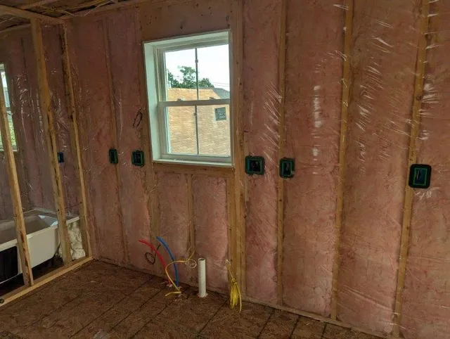 work photo from electricalservicesriverside.com