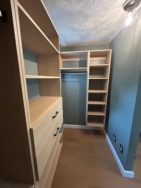 Custom Closets