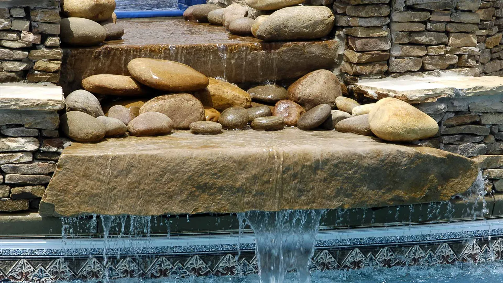 work photo from toppinglandscaping.com
