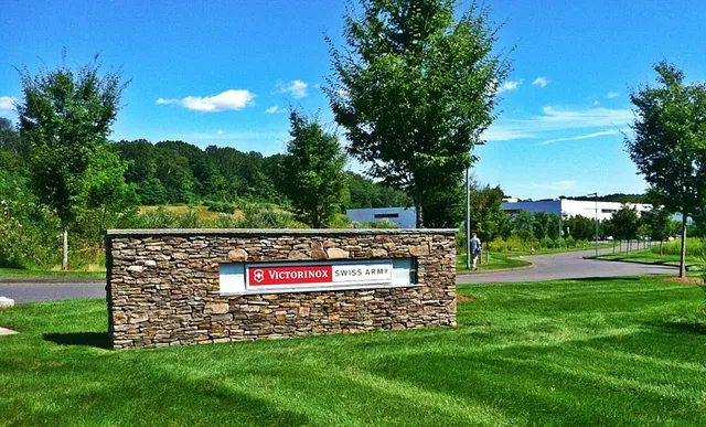 work photo from roberthansenlandscaping.com