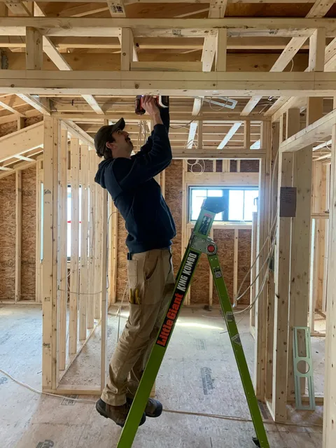 Upwire Electric LLC
