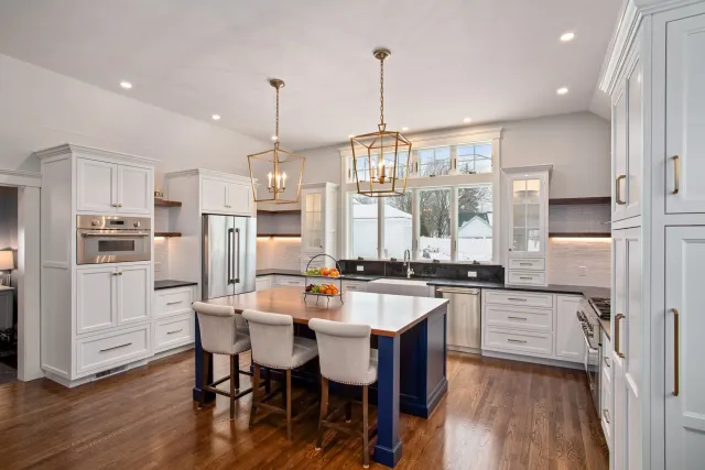work photo from mandhinteriors.com