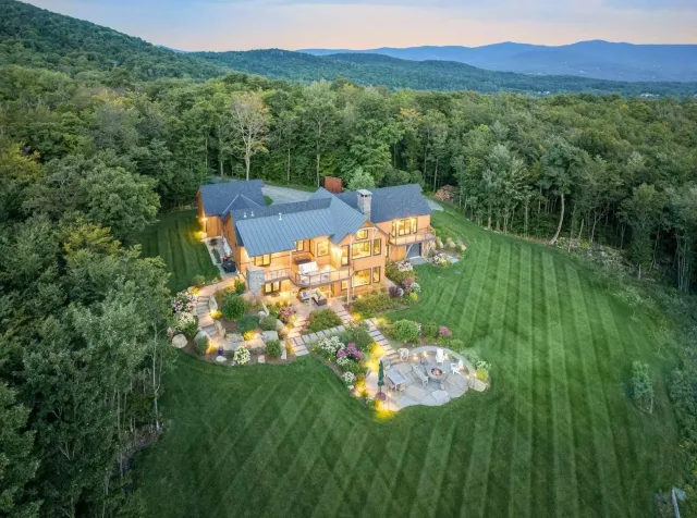 Wade Pasture Residence