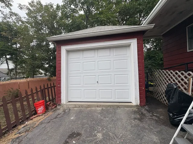 work photo from abgaragedoor.com