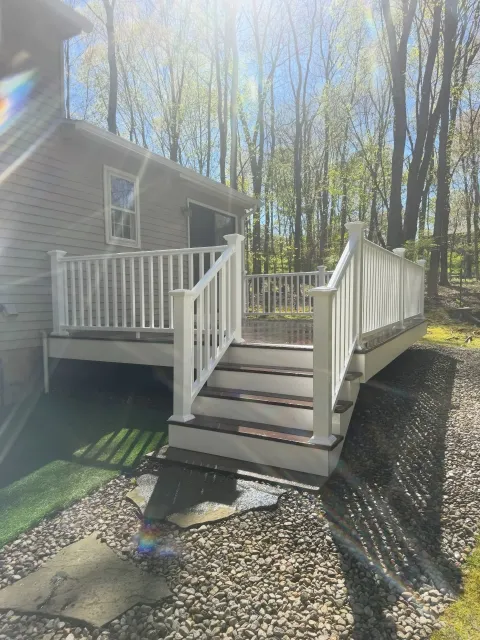 Putting the finishing touches on this deck in Wallingford. 💦💦

We replaced the roof as well after a tree came down last month.