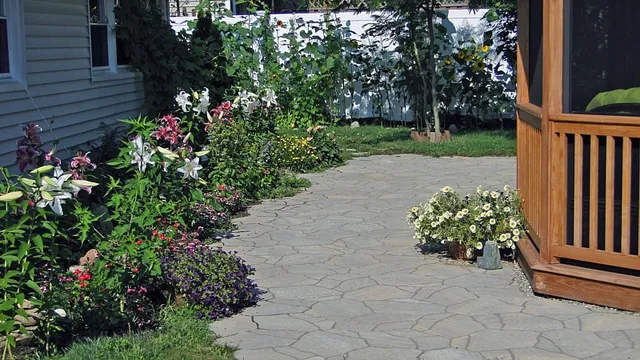 work photo from roberthansenlandscaping.com