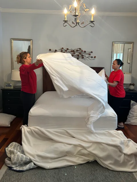 Happy Home Cleaners work photo