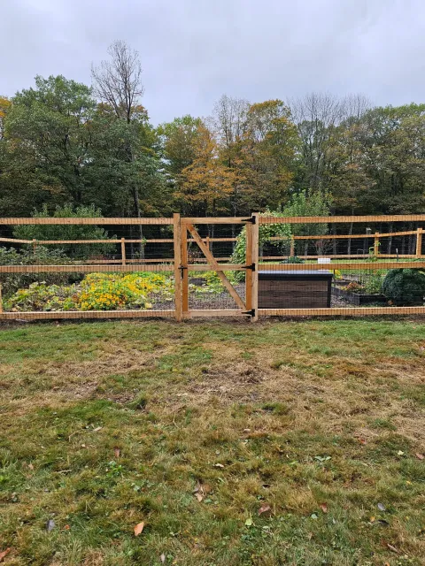 work photo from bastonisfence.com