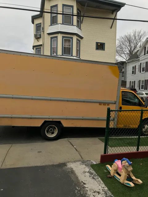 Sanchez Movers and Moving Supplies work photo