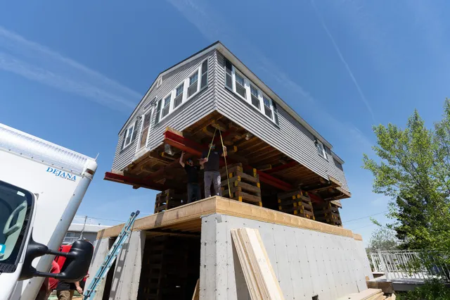 work photo from paynebuildingmovers.com