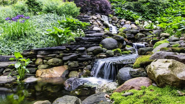 work photo from yardscapeslandscape.com